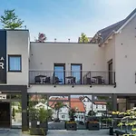 Akzent Saxer 4*