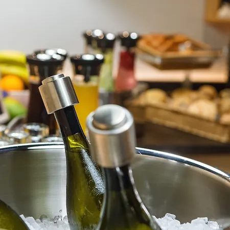 فندق Akzent Saxer 4*