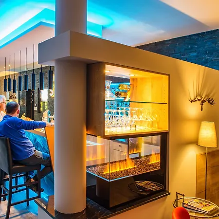 Akzent Saxer جوسلار